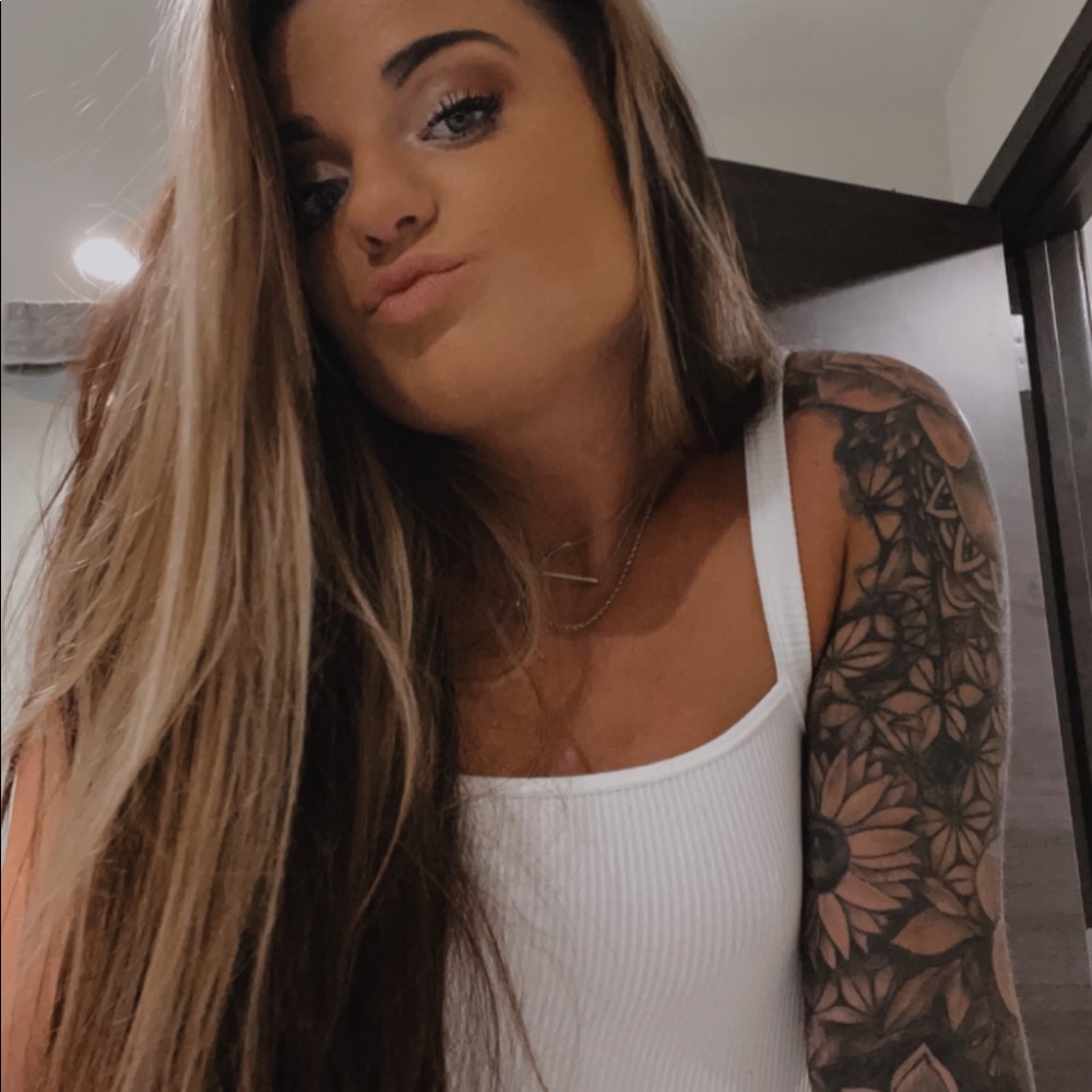 Meet your Posher, Tori